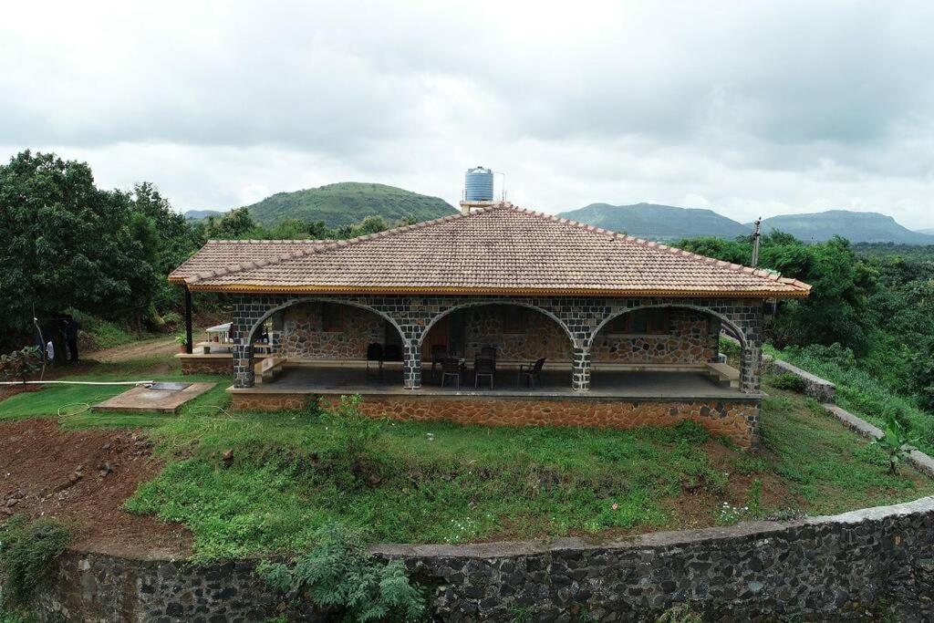 Eze Nof - A Hilltop Villa With 360º Water View Nashik Exterior photo