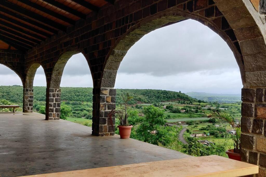Eze Nof - A Hilltop Villa With 360º Water View Nashik Exterior photo